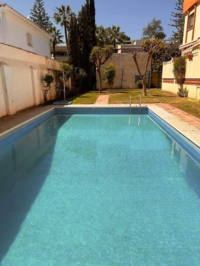 Apartamento Pedregalejo Playa, Piscina Y Parking Málaga
