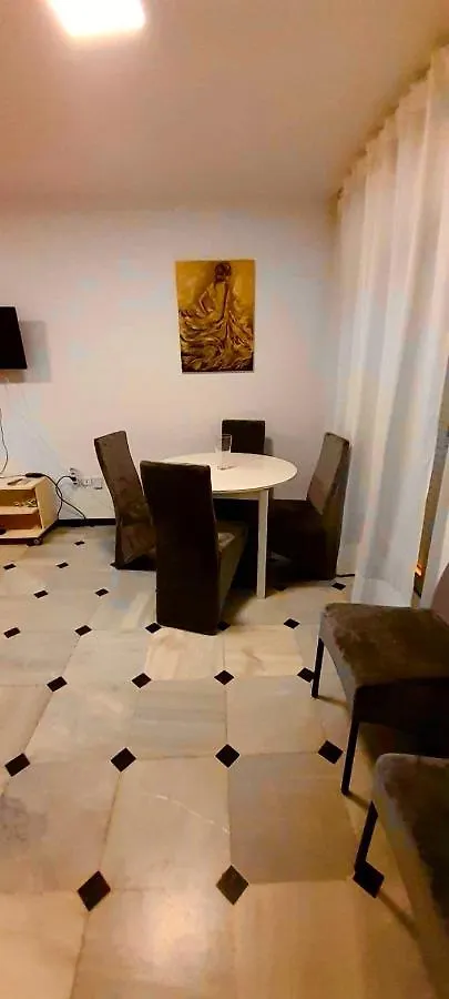 Apartamento Pedregalejo Playa, Piscina Y Parking Málaga