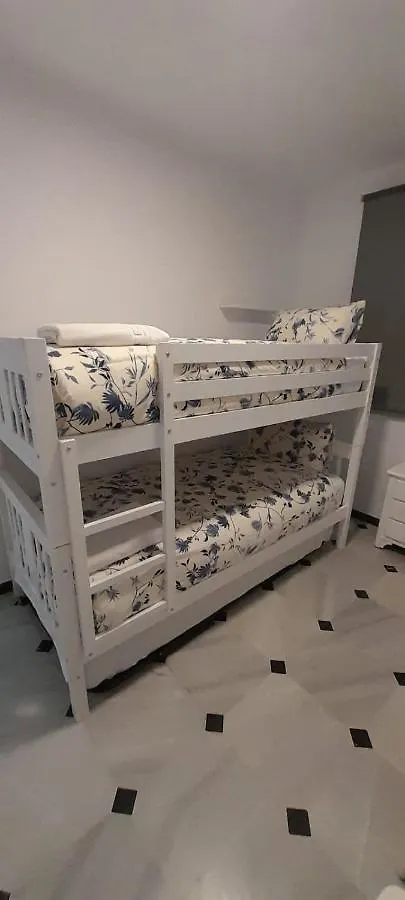 Apartamento Pedregalejo Playa, Piscina Y Parking Málaga