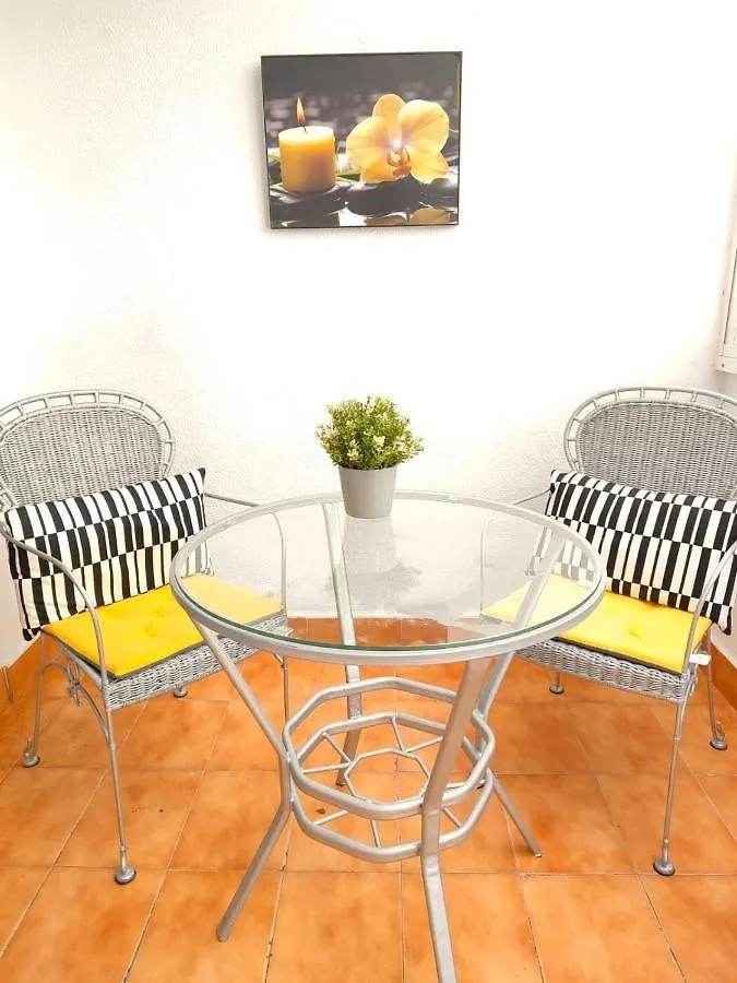 Apartamento Pedregalejo Playa, Piscina Y Parking Málaga España