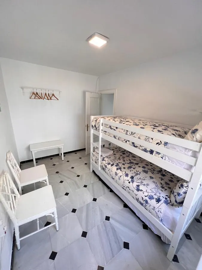 Apartamento Pedregalejo Playa, Piscina Y Parking Málaga