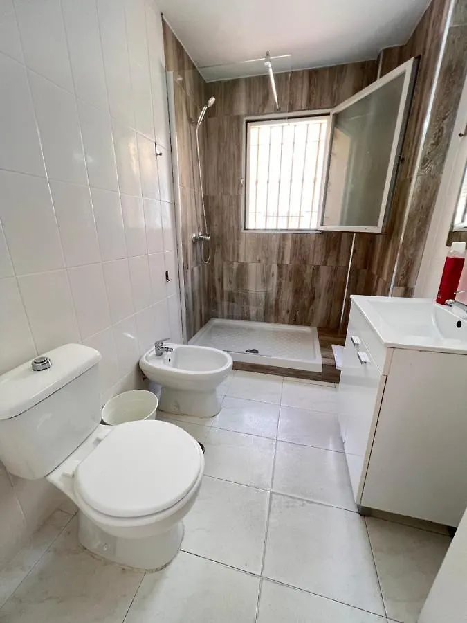 Apartamento Pedregalejo Playa, Piscina Y Parking Málaga 0*,  España