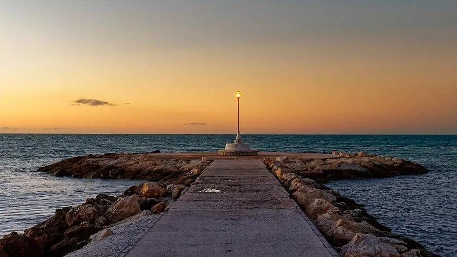Apartamento Pedregalejo Playa, Piscina Y Parking Málaga